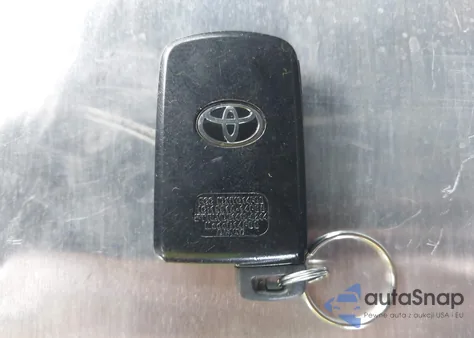 2022 Toyota Tacoma Trd Off Road z USA, uszkodzony, nr VIN 3TMCZ5AN2NM523129